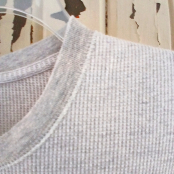 WAFFLE WEAVE THERMAL LARGE BY OLD NAVY - Picture 3 of 5